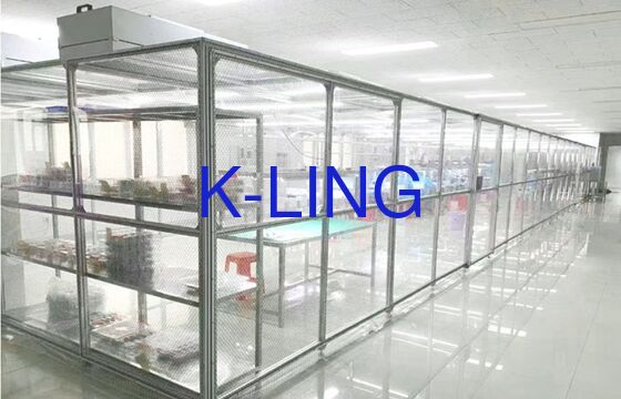 Booth di pulizia modulare che utilizza filtri HEPA per garantire la filtrazione dell'aria e la conformità della stanza pulita nella produzione di semiconduttori